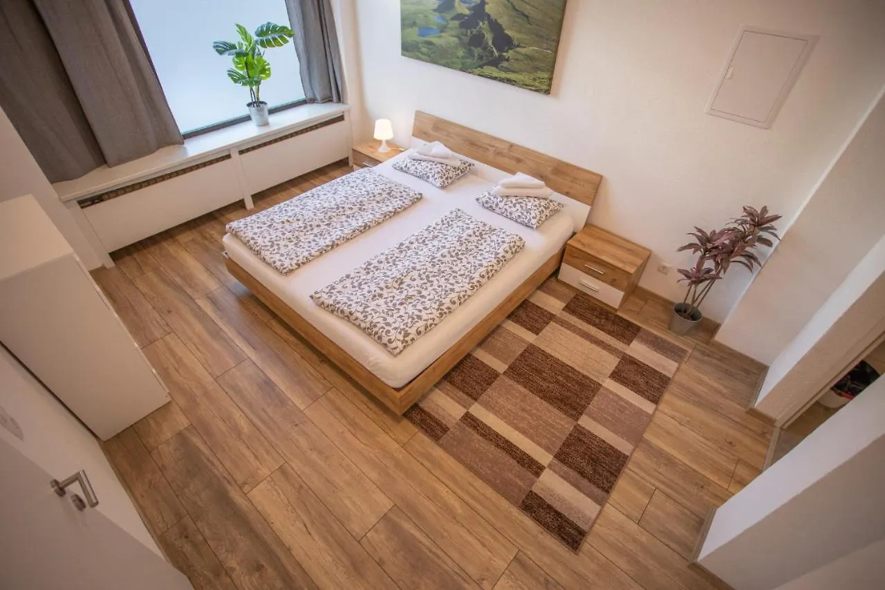 Innsbruck City Apartment + 1 Free Parking Spot Áustria