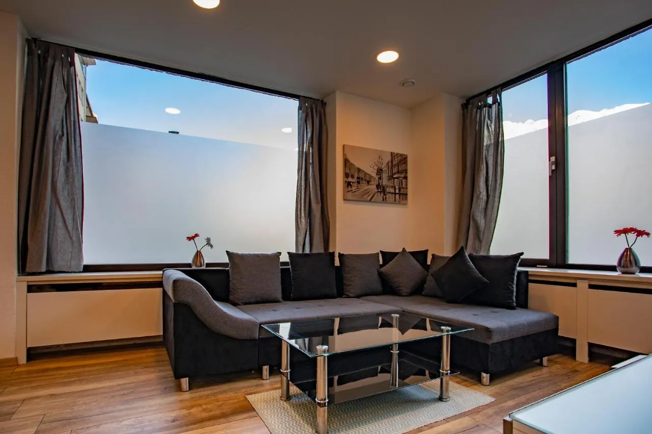 Innsbruck City Apartment + 1 Free Parking Spot 0*,